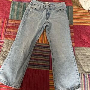 Classic Levi’s Middy Ankle Bootcut jeans